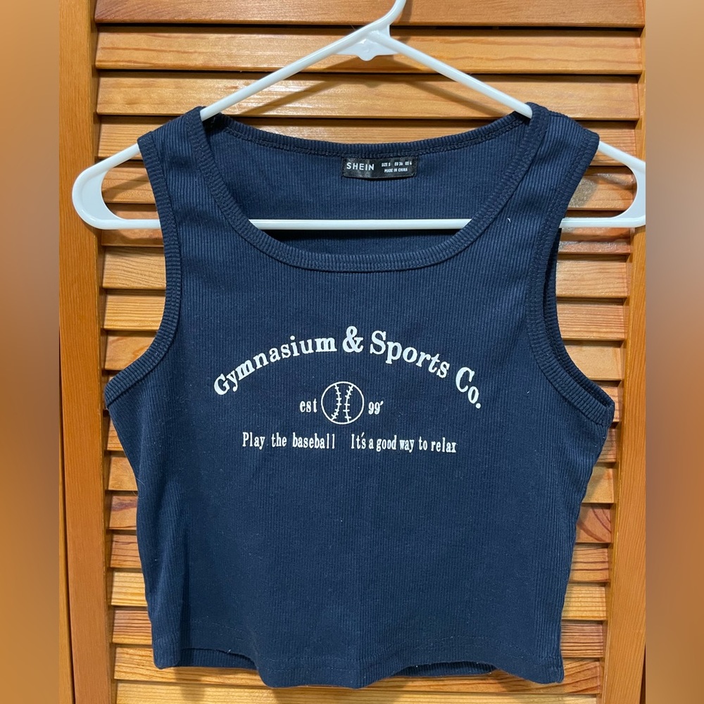 Shein cropped graphic tank top shirt